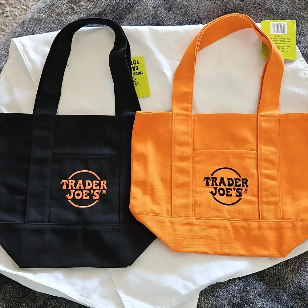 Trader Joe’s Mini Canvas Tote, Set of 2, Halloween colors, NWT